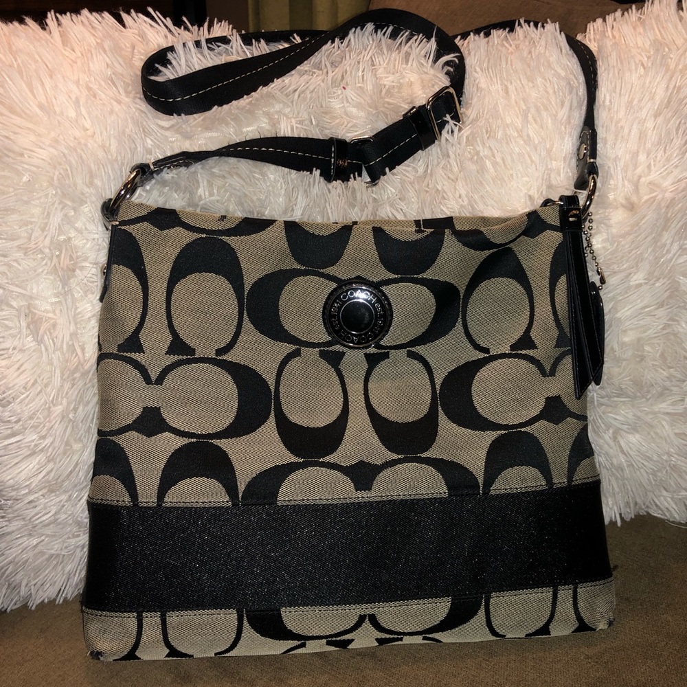 Authentic Coach Crossbody Purse- Used Black